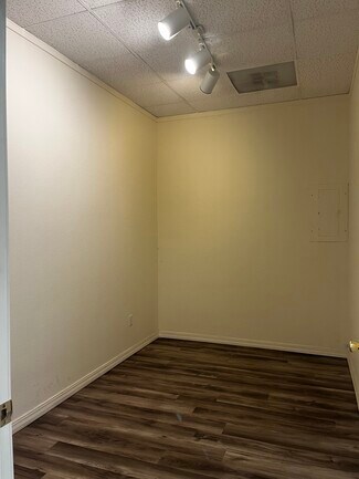 Plus de détails pour 11815 NE Highway 99, Vancouver, WA - Local commercial à louer