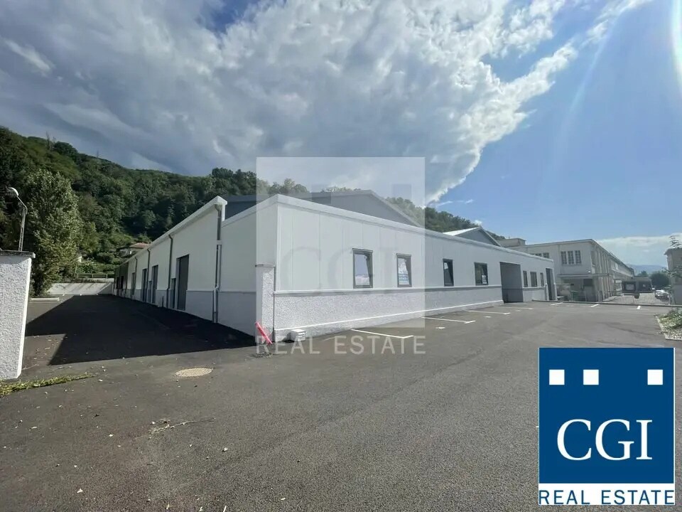 Local d'activités dans Froges à vendre Photo de l’immeuble– Image 1 sur 9
