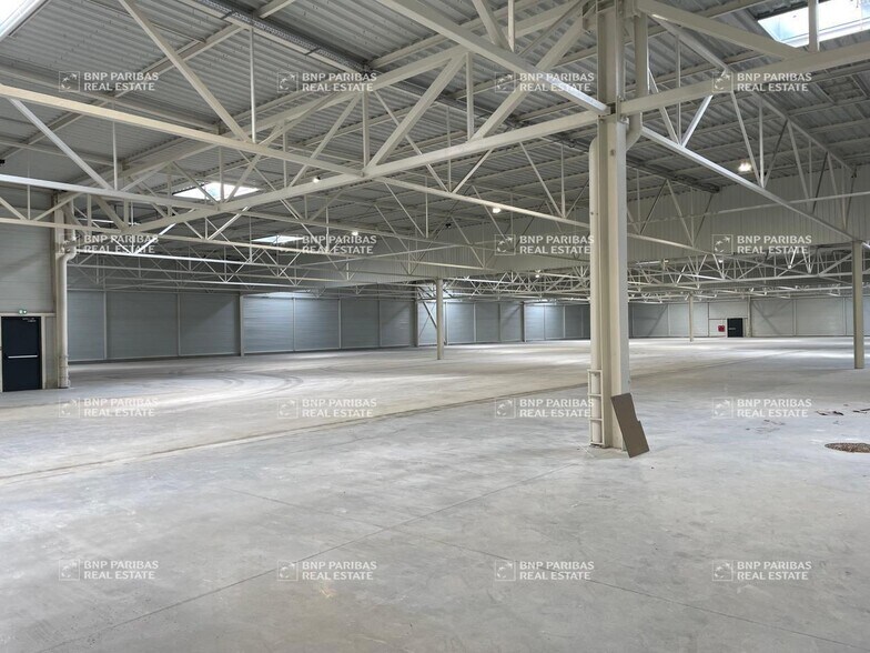 Bureau dans Le Blanc-Mesnil à louer - Photo intérieure – Image 2 sur 9