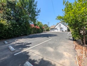 1340 Granada Ave, San Marino, CA à louer Photo intérieure– Image 2 sur 11