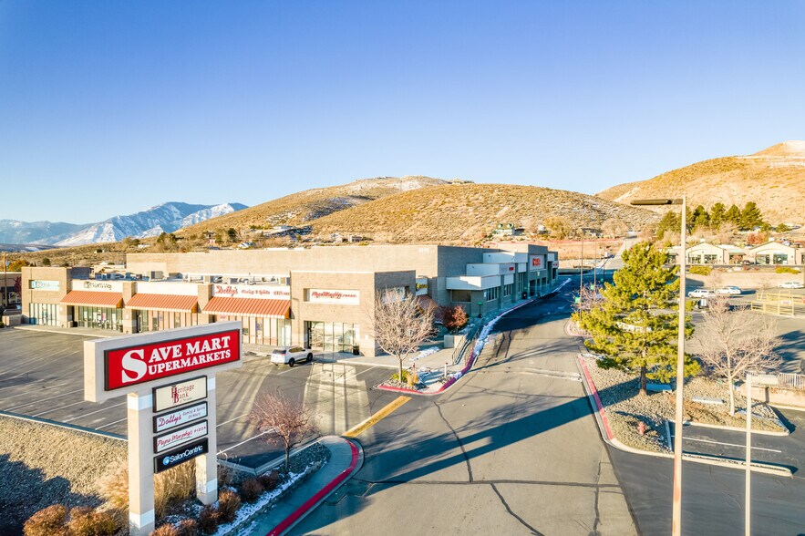 4348 S Carson St, Carson City, NV à louer - Photo de l’immeuble – Image 3 sur 8