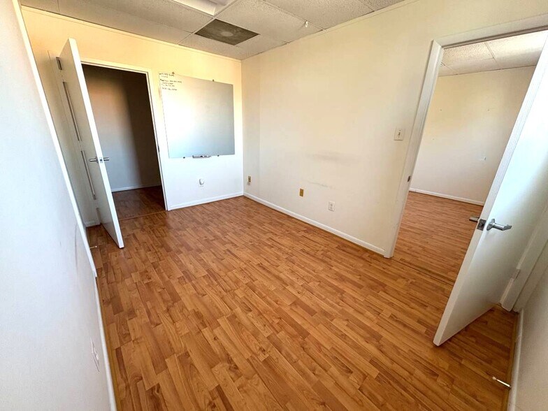 8136 Old Keene Mill Rd, Springfield, VA à louer - Photo intérieure – Image 1 sur 6