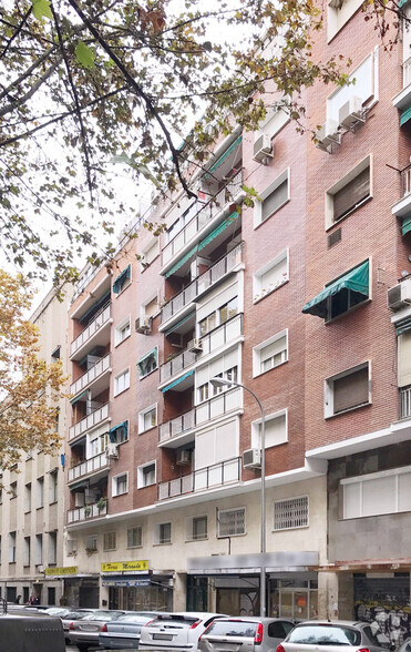 Calle De Torres Miranda, 4, Madrid, Madrid à louer - Photo de l’immeuble – Image 2 sur 2