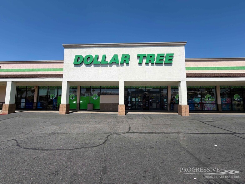 9934-10048 Sierra Ave, Fontana, CA à louer - Photo de l’immeuble – Image 3 sur 8