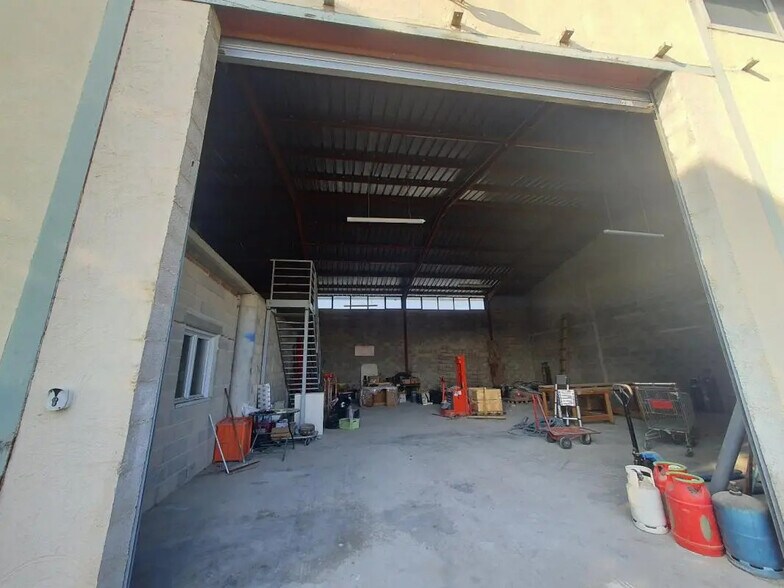 Local d’activités dans Vendargues à louer - Photo de l’immeuble – Image 2 sur 4