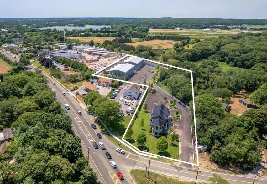 1164 Montauk hwy, Water Mill, NY à louer - Photo principale – Image 1 sur 7