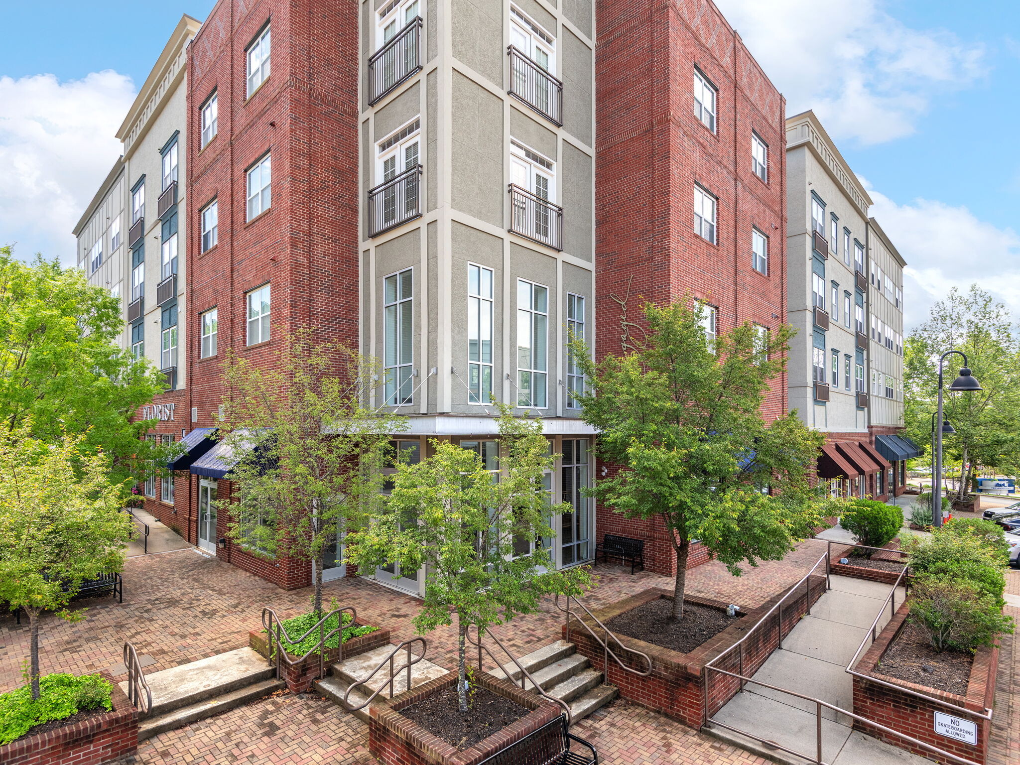 41-61 N Merrimon Ave, Asheville, NC à louer Photo intérieure– Image 1 sur 8