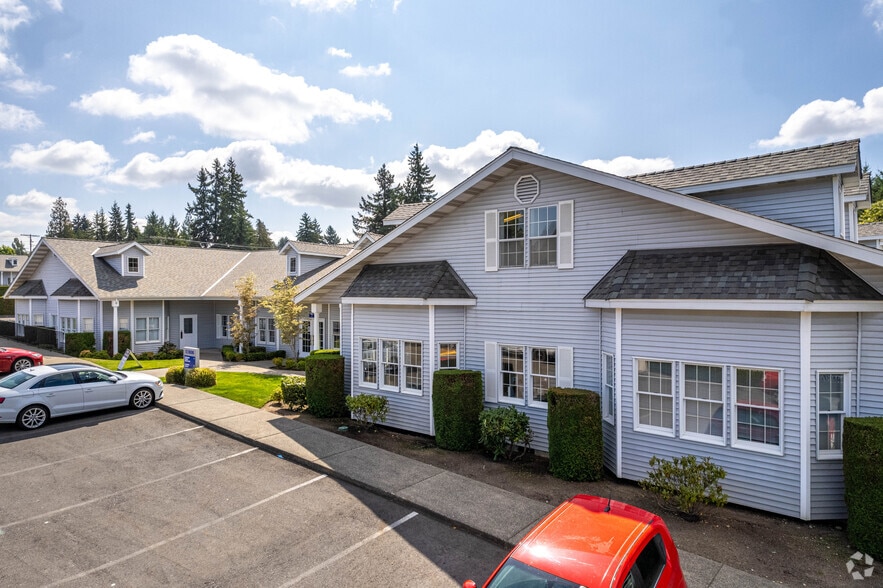 622 S 320th St, Federal Way, WA à vendre - Photo de l’immeuble – Image 3 sur 5