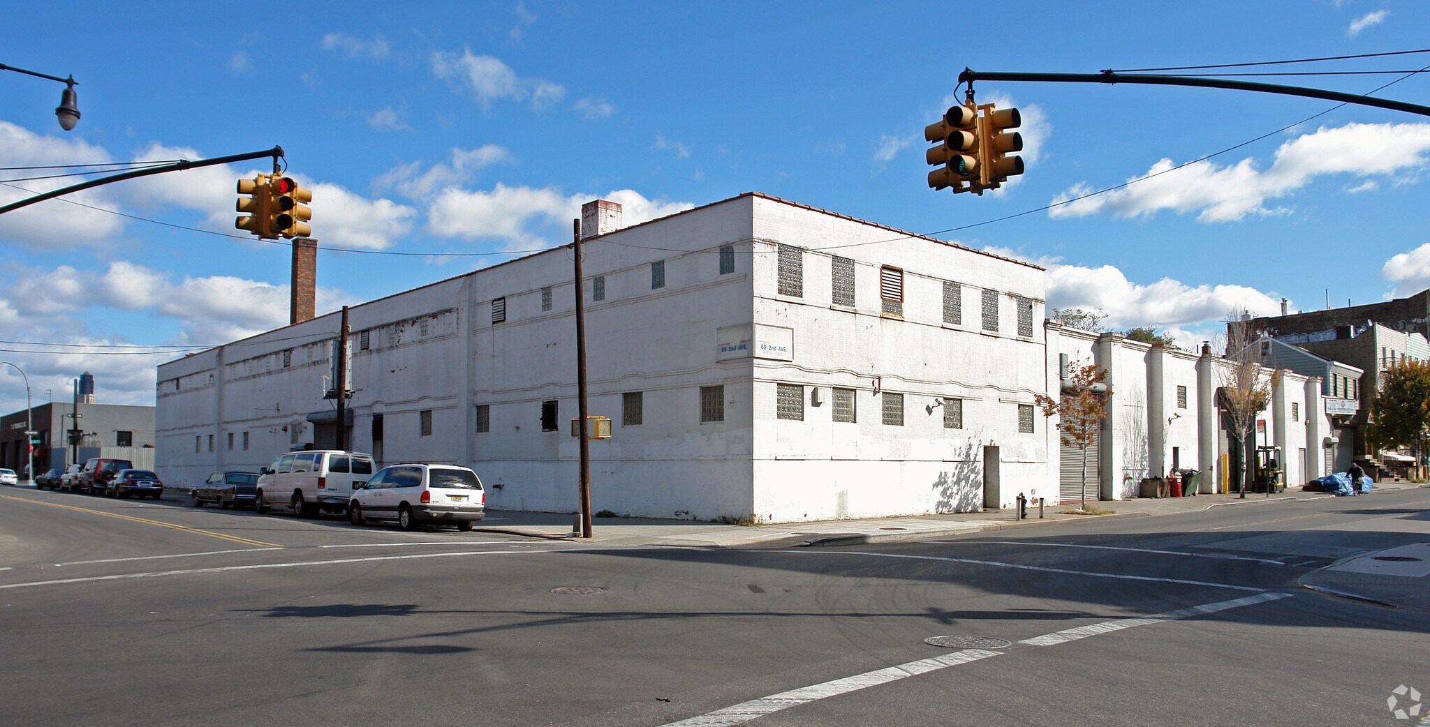 69 2nd Ave, Brooklyn, NY à louer Photo principale– Image 1 sur 7