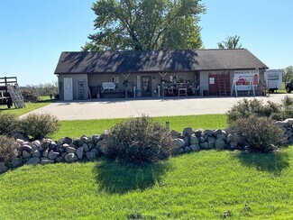 Plus de détails pour W2003 State Road 21, Berlin, WI - Local commercial à vendre