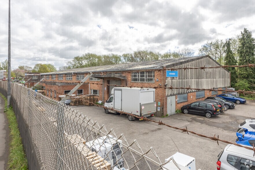 10 Tower Ln, Warmley à vendre - Photo de l’immeuble – Image 2 sur 2