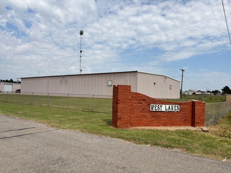 904 Westlakes Dr, Alva, OK à vendre - Photo de l’immeuble – Image 2 sur 14