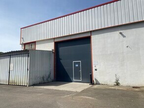 Industriel/Logistique dans Pessac à louer Photo intérieure– Image 1 sur 8