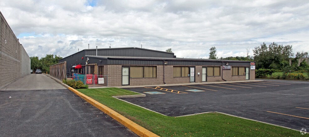 865 Westney Rd S, Ajax, ON à vendre - Photo principale – Image 1 sur 2