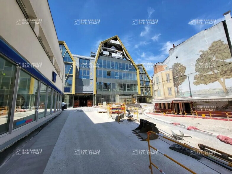13 Rue Dauphine, Dijon à louer - Photo de l’immeuble – Image 1 sur 8