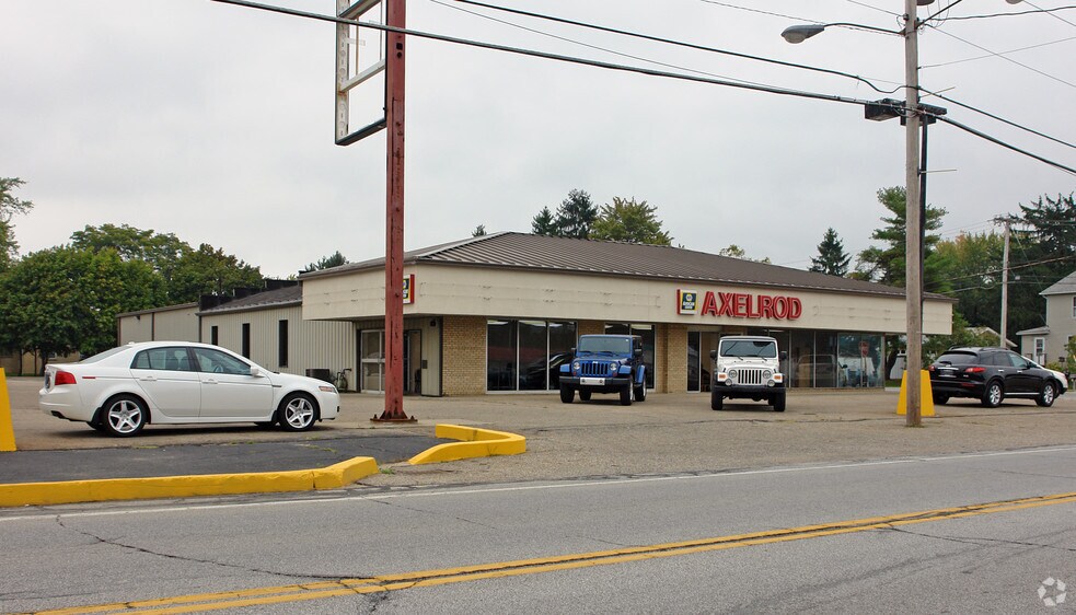 900 Broad St, Wadsworth, OH à louer - Photo de l’immeuble – Image 1 sur 9