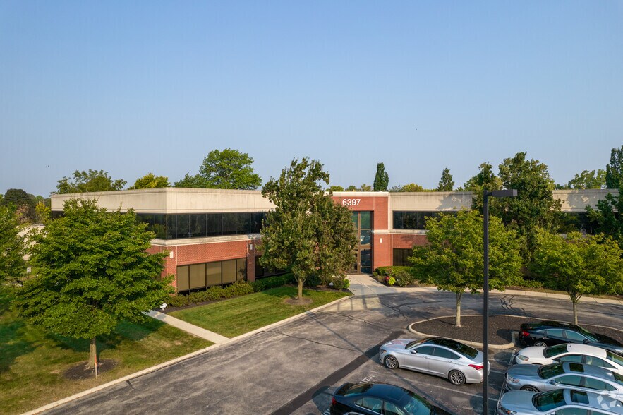 6397 Emerald Pky, Dublin, OH à louer - Photo de l’immeuble – Image 1 sur 14