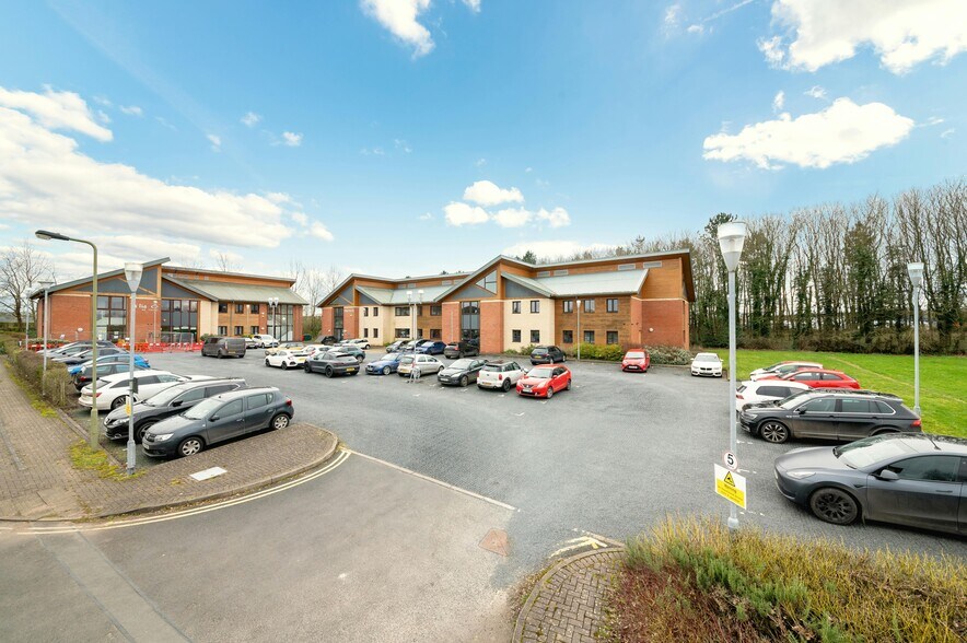 Eco Park Rd, Ludlow à louer - Photo de l’immeuble – Image 2 sur 17
