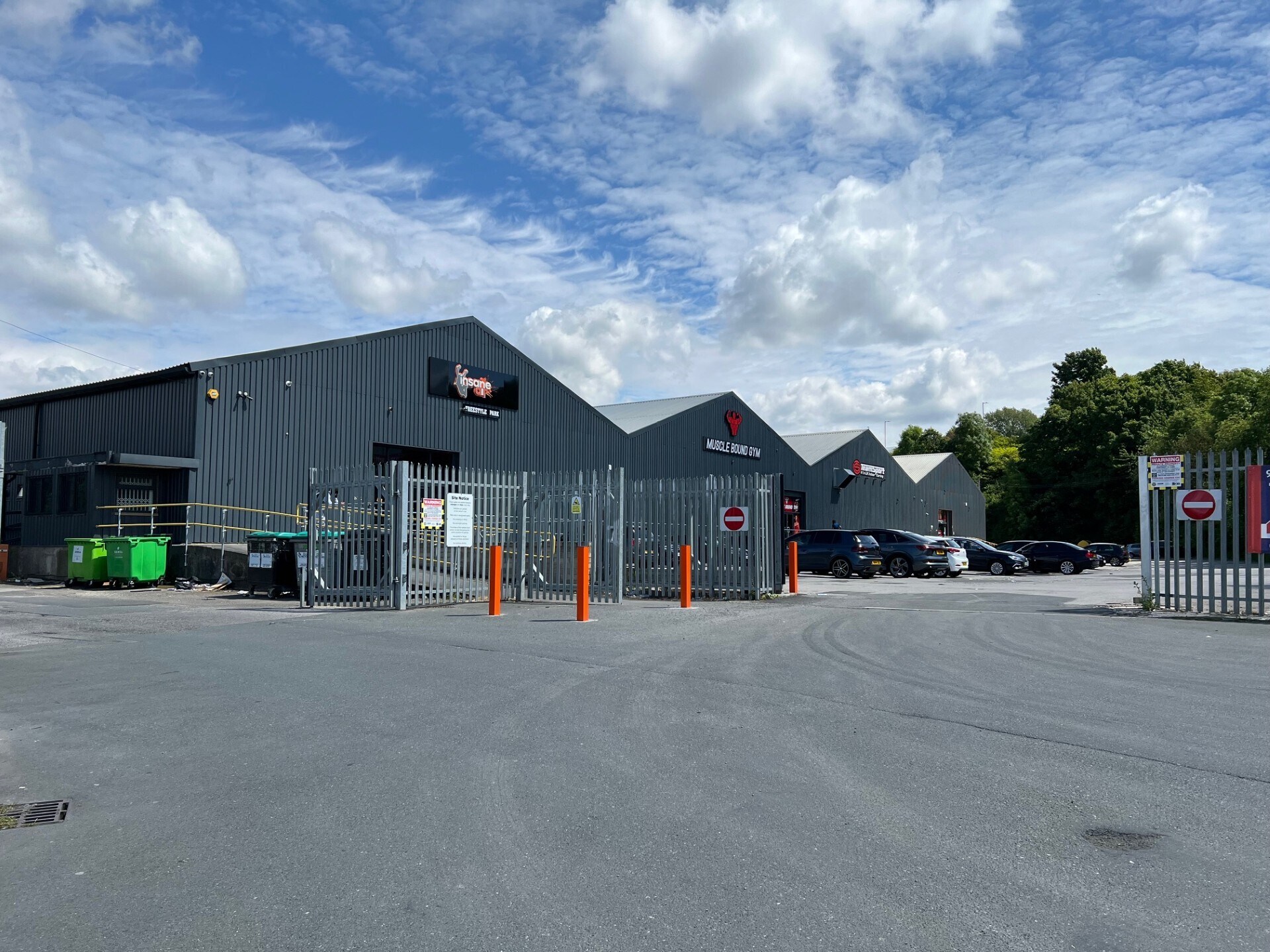 Beckside Rd, Bradford à louer Photo principale– Image 1 sur 3