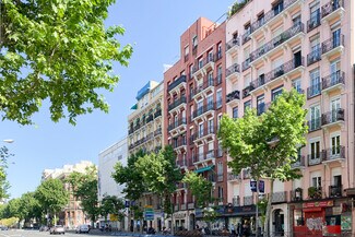 Plus de détails pour Avenida de la Ciudad de Barcelona, Madrid - Logement à vendre