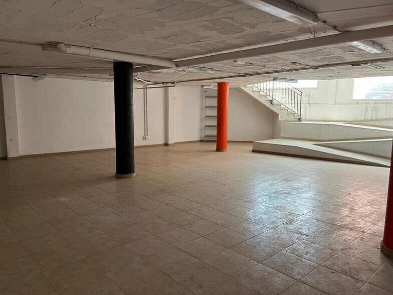 Immeuble residentiel dans Masquefa, Barcelona à vendre - Photo de l’immeuble – Image 2 sur 4