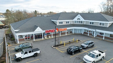 321 Elm St, Biddeford, ME à louer Photo intérieure– Image 1 sur 7