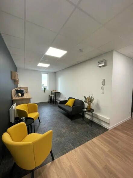 Bureau dans Brest à louer - Photo de l’immeuble – Image 2 sur 3