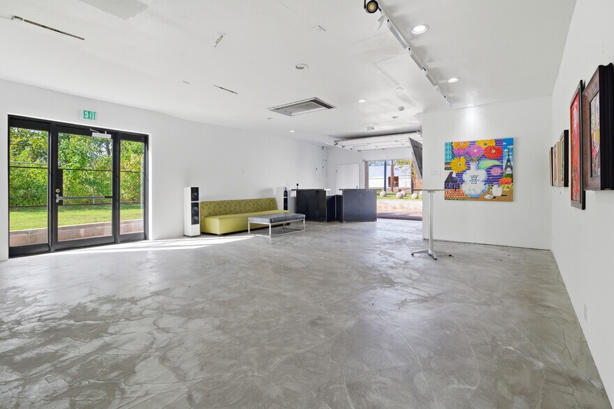 1211 E Admiral Blvd, Tulsa, OK à vendre - Photo intérieure – Image 2 sur 25