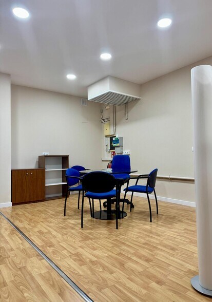 Bureau dans Súria, Barcelona à louer - Photo intérieure – Image 3 sur 4