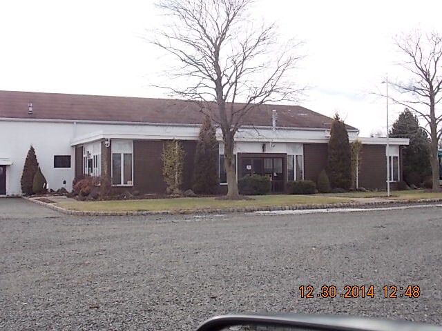 1106 Millstone River Rd, Hillsborough, NJ à vendre - Photo de l’immeuble – Image 2 sur 12