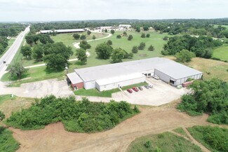 Plus de détails pour 21973 Highway 105, Montgomery, TX - Industriel/Logistique à louer