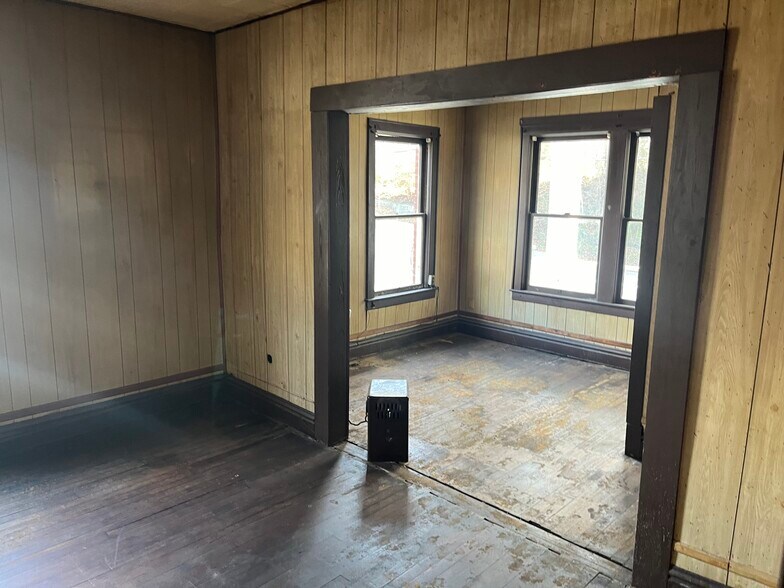 503 Main St, Madison, WV à vendre - Photo intérieure – Image 2 sur 26