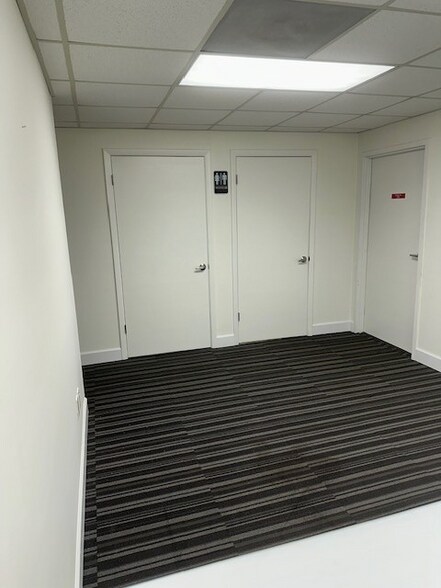 16115-16155 SW 117th Ave, Miami, FL à vendre - Photo de l’immeuble – Image 2 sur 14