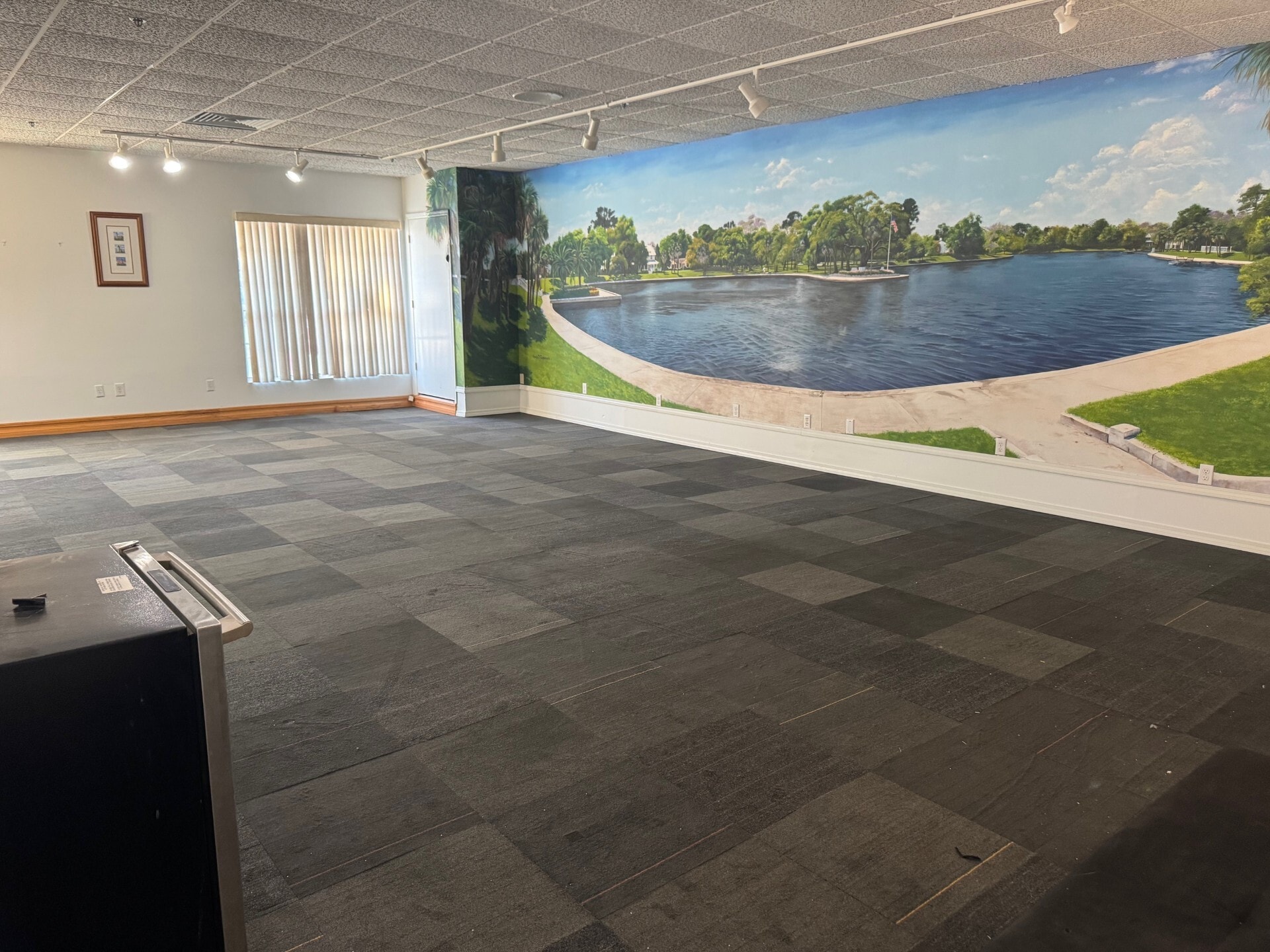 110 Athens St, Tarpon Springs, FL à louer Photo intérieure– Image 1 sur 1