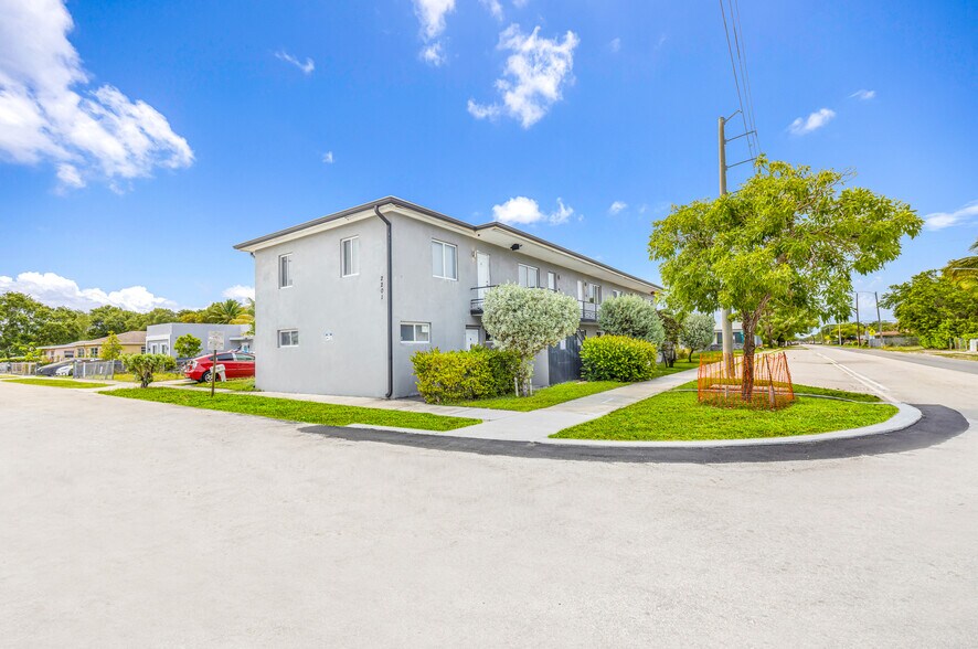 2201 Greene St, Hollywood, FL à vendre - Photo de l’immeuble – Image 3 sur 27