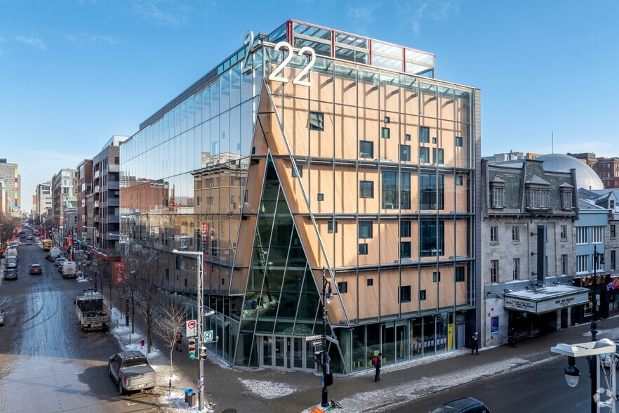22 Rue Ste-Catherine E, Montréal, QC à louer - Photo principale – Image 1 sur 3