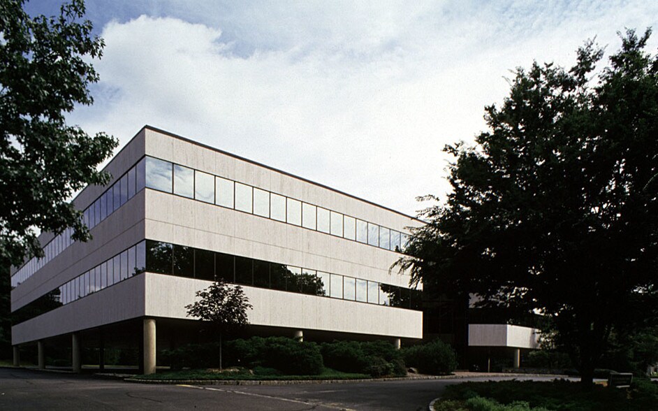 88 Danbury Rd, Wilton, CT à louer - Photo de l’immeuble – Image 3 sur 9