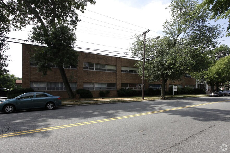 116 Millburn Ave, Millburn, NJ à louer - Photo de l’immeuble – Image 2 sur 3