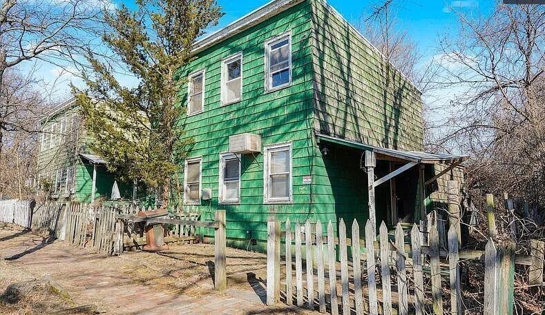 54 Kreischer St, Staten Island, NY à vendre - Photo de l’immeuble – Image 2 sur 4