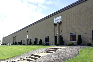 Plus de détails pour 35-51 Kulick Rd, Fairfield, NJ - Industriel/Logistique à louer
