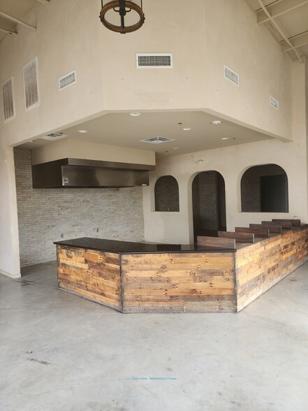 24435 Tomball Pky, Tomball, TX à vendre - Photo de l’immeuble – Image 2 sur 9