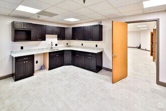 1732 Wisconsin Ave NW, Washington, DC à vendre Photo intérieure– Image 2 sur 6