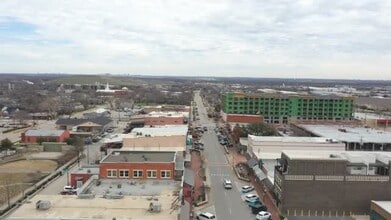 150 W Main St, Lewisville, TX à louer - Vidéo sur l’annonce professionnelle 