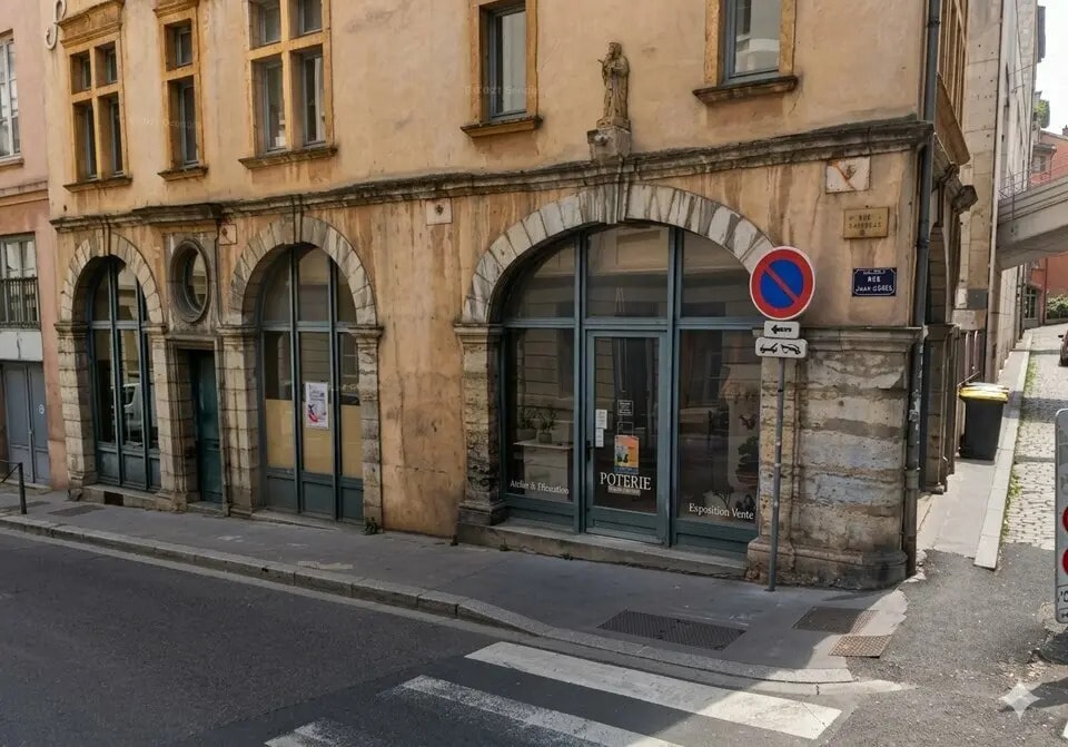 5 Rue Jean Carries, Lyon à louer Photo de l’immeuble– Image 1 sur 4