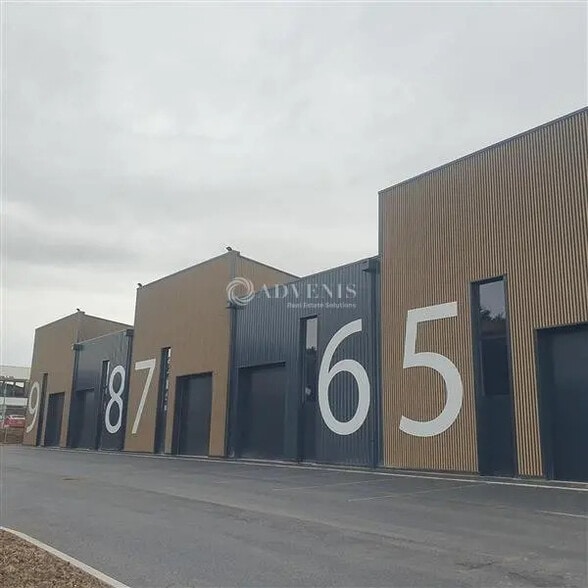 Local d’activités dans Laxou à louer - Photo de l’immeuble – Image 2 sur 7