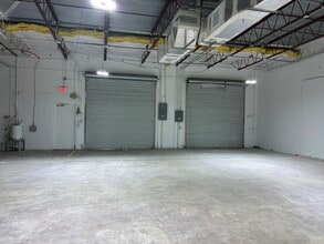 5730-5892 S Semoran Blvd, Orlando, FL à louer Photo intérieure– Image 1 sur 5