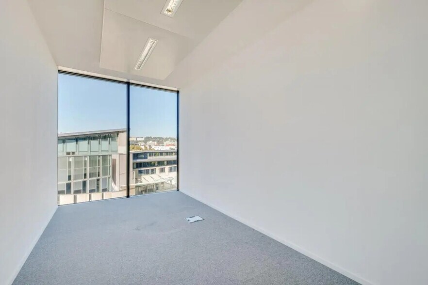 257-261 Avenue Jean Jaurès, Lyon à louer - Photo de l’immeuble – Image 2 sur 12