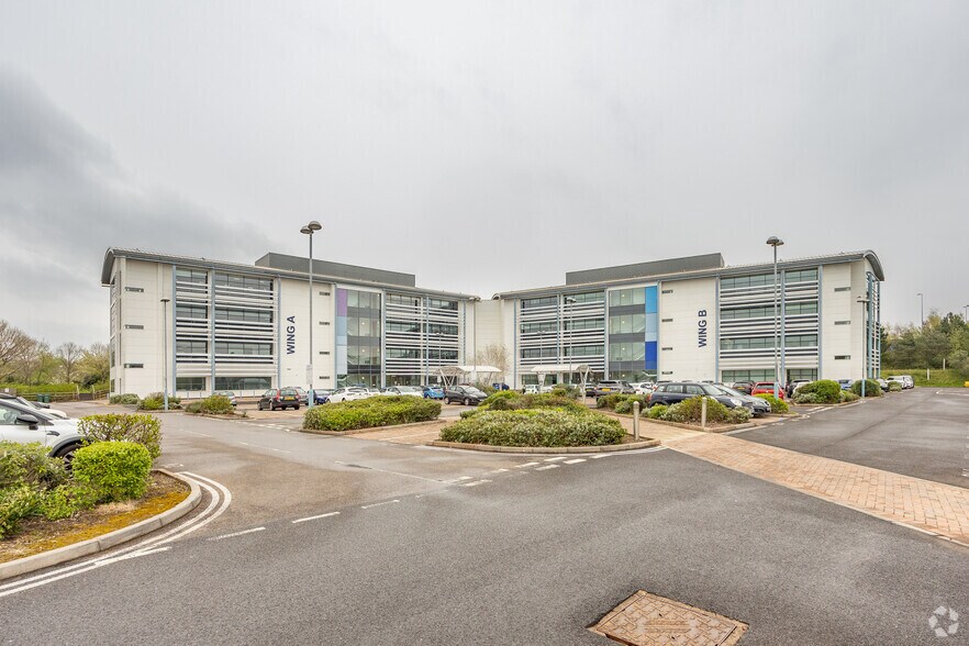 Dunleavy Dr, Cardiff à louer - Photo principale – Image 1 sur 6