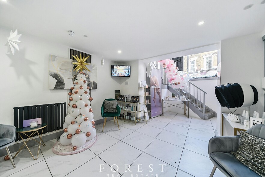 13 Brecknock Rd, Londres à vendre - Photo de l’immeuble – Image 3 sur 7