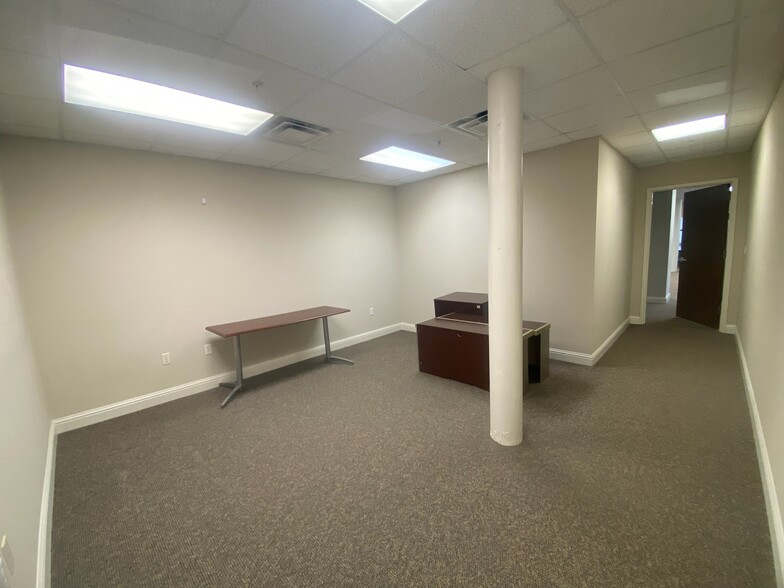 229 Milam St, Shreveport, LA à louer - Photo intérieure – Image 2 sur 18